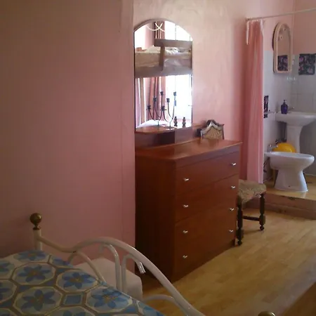 Reis - Miranda & Borges Al Guest house Lisbon